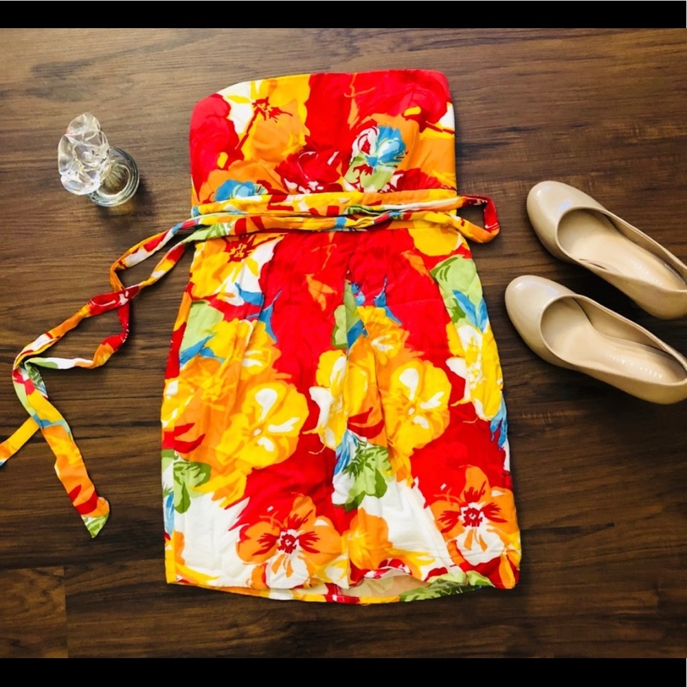 RePosh-Strapless Dress🌺🌼🌸